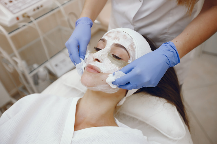 Procedures included in full-face treatment